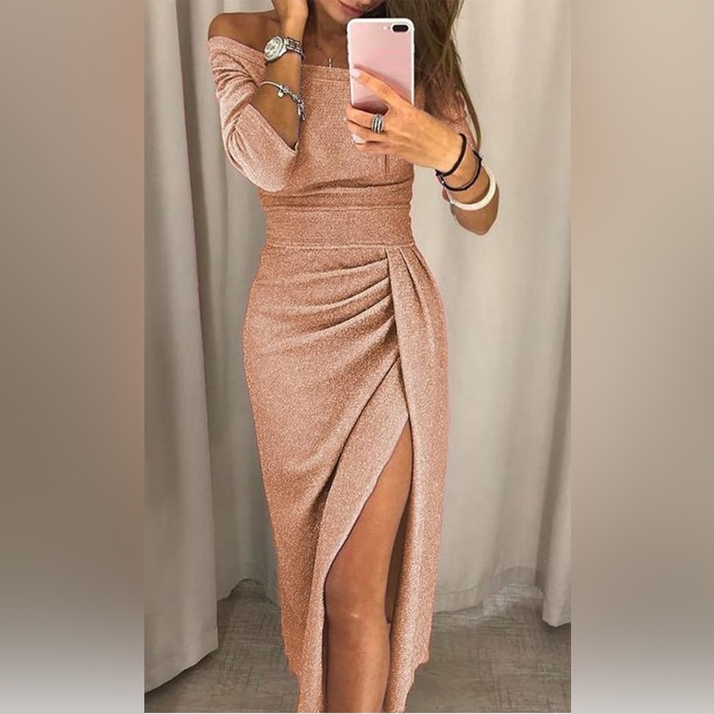 NEW w/tags very flattering lurex dress